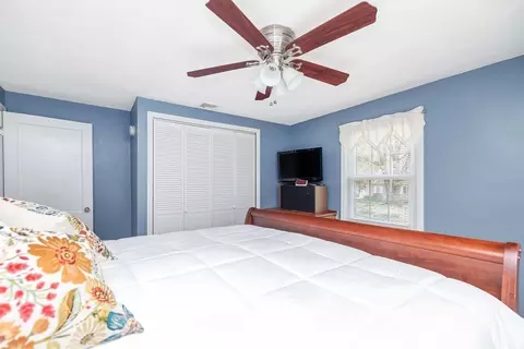 18 Redstone Dr, Springfield, MA 01118 photo 18