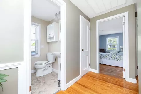 18 Redstone Dr, Springfield, MA 01118 photo 16