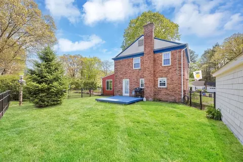 18 Redstone Dr, Springfield, MA 01118 photo 31