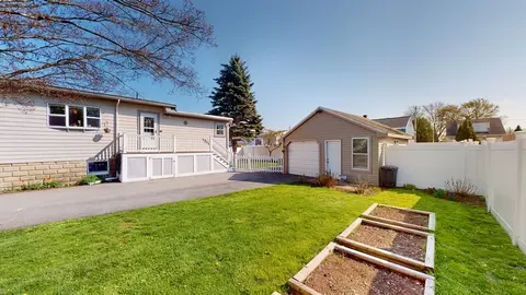 5 Douglas Rd, Saugus, MA 01906 photo 14