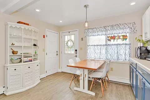 56 Main St, Hull, MA 02045 photo 13