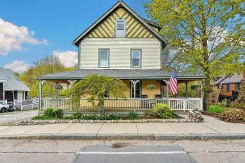 56 Main St, Hull, MA 02045 photo 1
