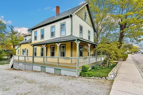 56 Main St, Hull, MA 02045 photo 2