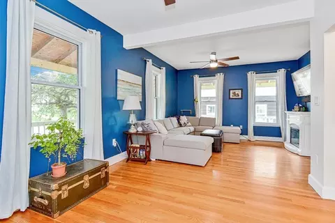 56 Main St, Hull, MA 02045 photo 5