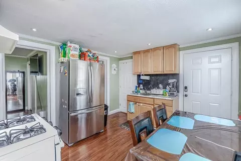 46 Eade St, Lynn, MA 01902 photo 9
