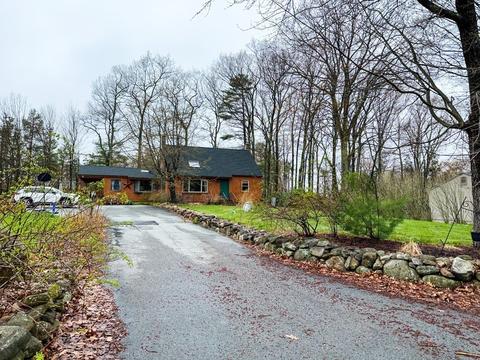 119 Dunn Rd, Ashburnham, MA 01430 photo 3