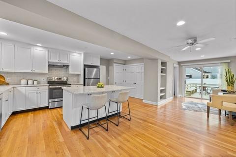 8 Parker Rd, Needham, MA 02494 photo 5