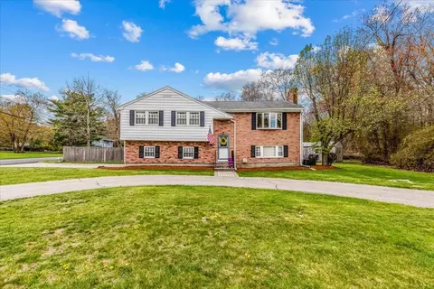 8 Stonewood Dr, Canton, MA 02021