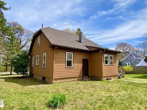 83 Lafrance Ave, Barnstable, MA 02601