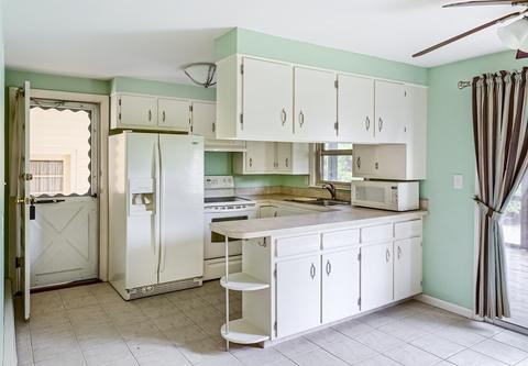 41 Thornton Rd, Worcester, MA 01606 photo 10