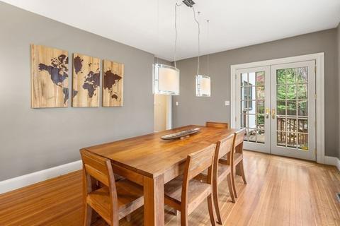 8 Griggs Ter, Brookline, MA 02446 photo 6