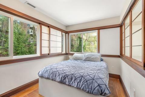 8 Griggs Ter, Brookline, MA 02446 photo 15