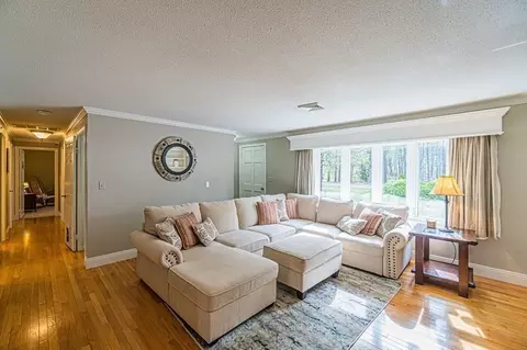 1883 Shirley Rd, Lancaster, MA 01523 photo 5