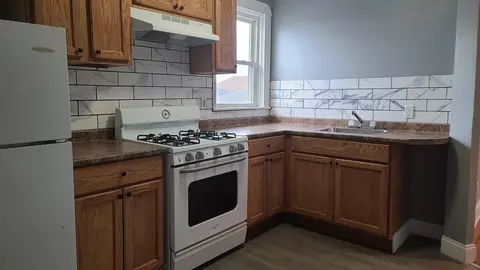 672 Second St, Fall River, MA 02721 photo 10