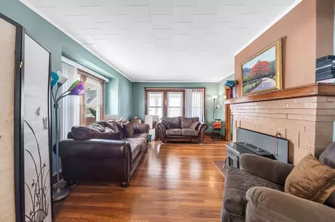 28 Meredith St, Springfield, MA 01108 photo 7