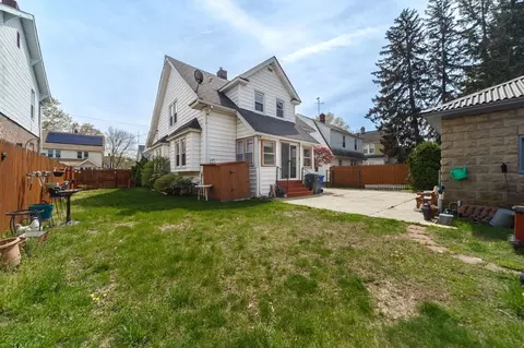 28 Meredith St, Springfield, MA 01108 photo 35