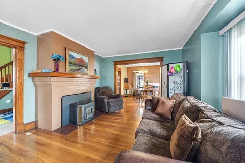 28 Meredith St, Springfield, MA 01108 photo 8