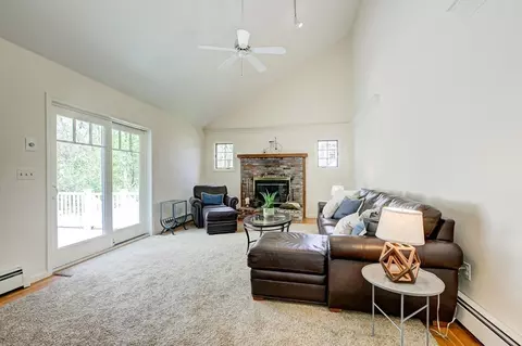 31 Enos Cir, Reading, MA 01867 photo 18