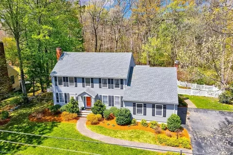 31 Enos Cir, Reading, MA 01867 photo 1