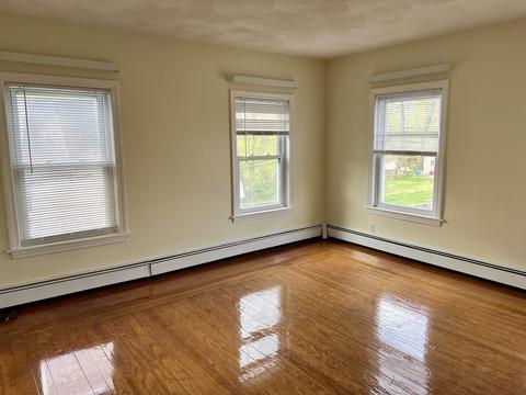 13 Beacon St, Reading, MA 01867 photo 11