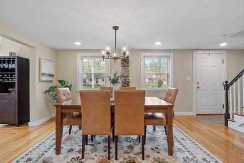 5 Mohawk Dr, Acton, MA 01720 photo 2