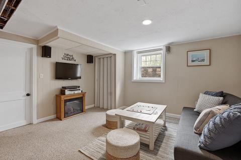 5 Mohawk Dr, Acton, MA 01720 photo 24