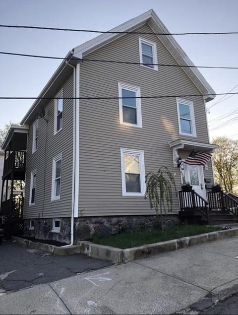 81 Hawthorne St, Lynn, MA 01902
