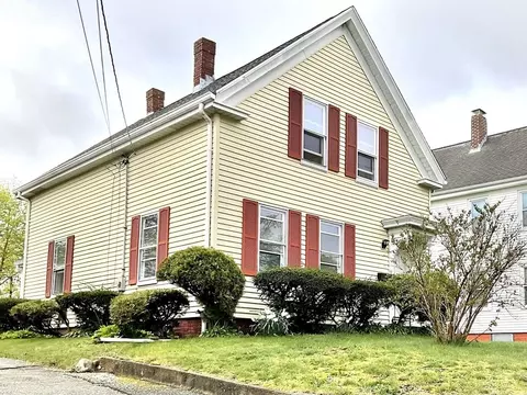 10 Sawyer St, Wareham, MA 02571 photo 2