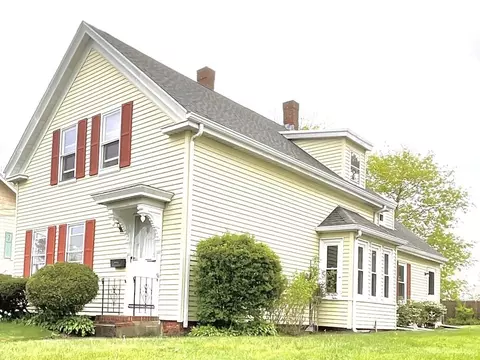 10 Sawyer St, Wareham, MA 02571 photo 1