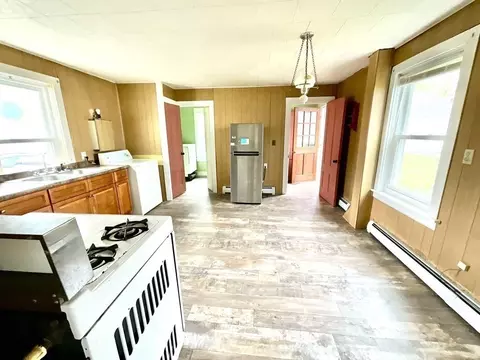 10 Sawyer St, Wareham, MA 02571 photo 7