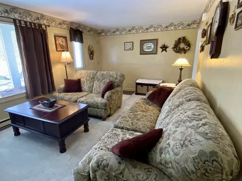 21 Oakmont St, Webster, MA 01570 photo 5