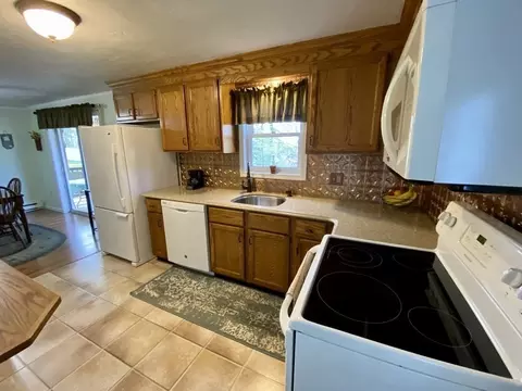 21 Oakmont St, Webster, MA 01570 photo 11