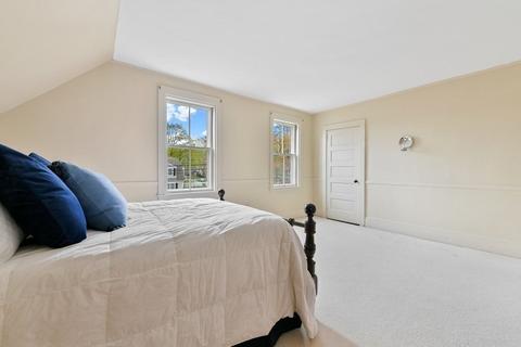 241 Central, Hingham, MA 02043 photo 14