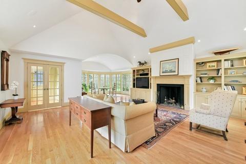 241 Central, Hingham, MA 02043 photo 3