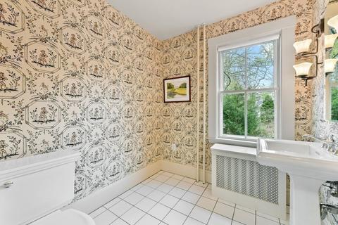 241 Central, Hingham, MA 02043 photo 11