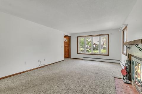 7 Riley St, Easthampton, MA 01027 photo 15