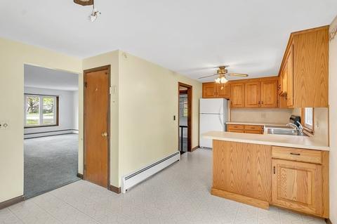 7 Riley St, Easthampton, MA 01027 photo 9
