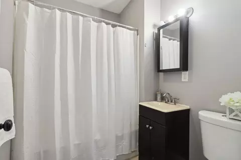 33 Crest St, Springfield, MA 01109 photo 15