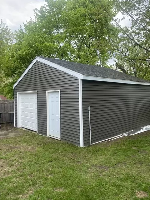 33 Crest St, Springfield, MA 01109 photo 24