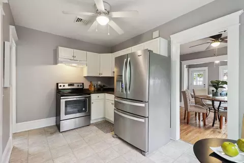 33 Crest St, Springfield, MA 01109 photo 8