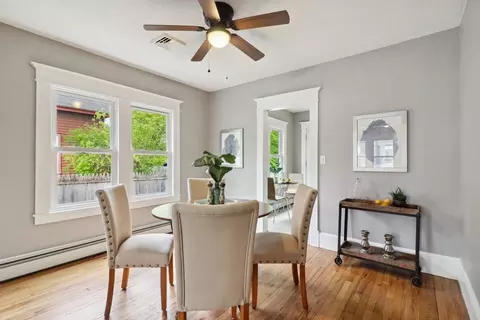 33 Crest St, Springfield, MA 01109 photo 7