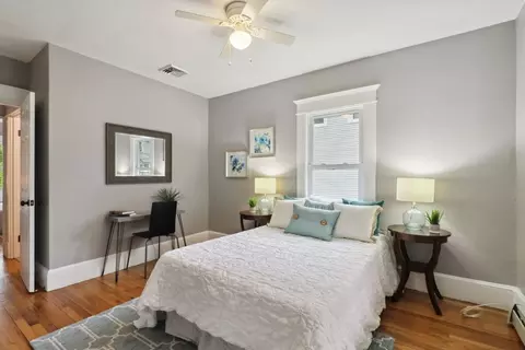 33 Crest St, Springfield, MA 01109 photo 12