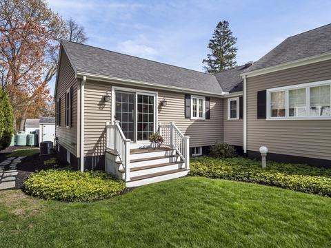 43 Windsor Rd, Stoneham, MA 02180 photo 37