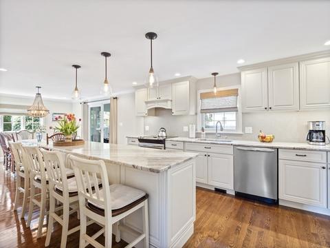 43 Windsor Rd, Stoneham, MA 02180 photo 6