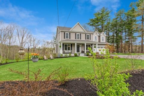 121 North St, Grafton, MA 01519