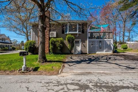 1 Roosevelt St, Wareham, MA 02571 photo 9