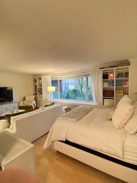 145 Pinckney St #123, Boston, MA 02114