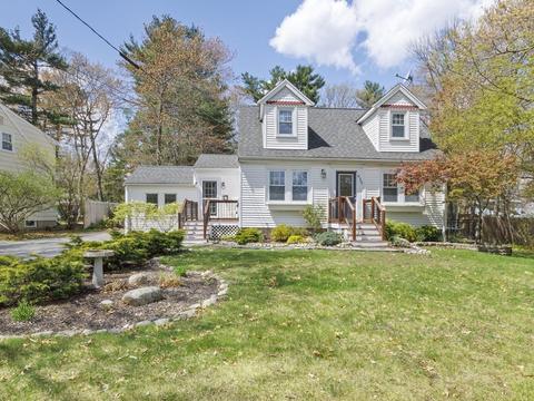 435 Old Post Rd, Walpole, MA 02081 photo 1