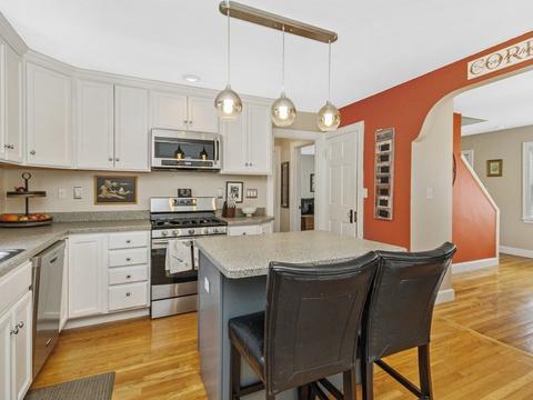 435 Old Post Rd, Walpole, MA 02081 photo 5