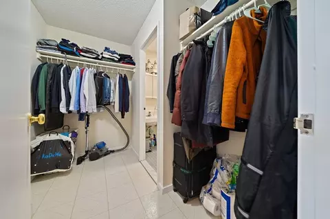 44 Washington St #809, Brookline, MA 02445 photo 6